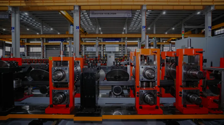 Fully automatic solar bracket roll forming machine